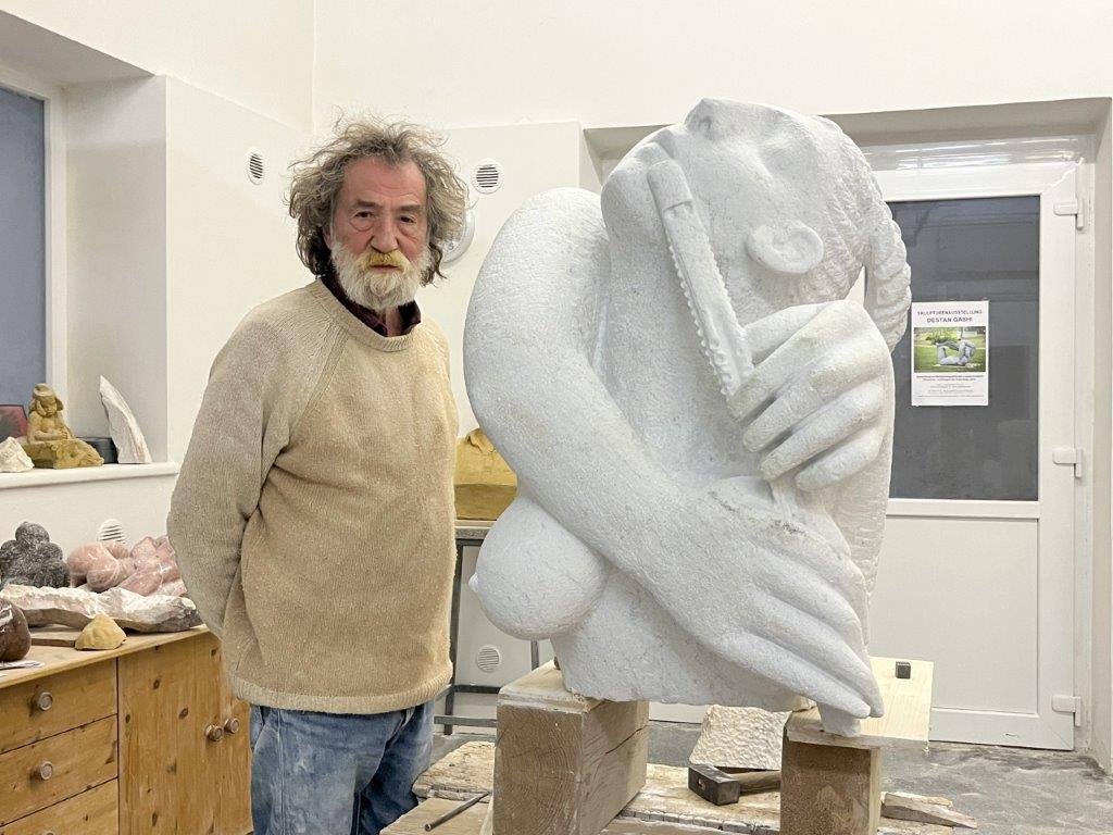 Destan Gashi im Atelier